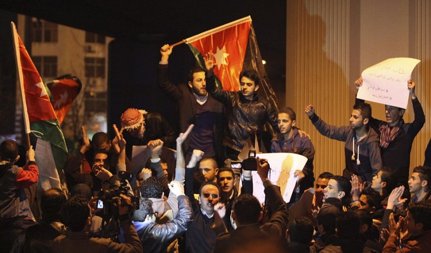 Thousands gather in Jordan to demand blood Thousands gather in Jordan to demand blood