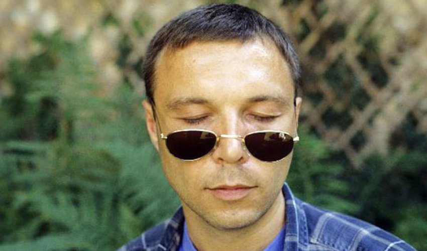 Viktor Pelevin - Üst dünyanın qavalı - E-kitab Viktor Pelevin - Üst dünyanın qavalı - E-kitab