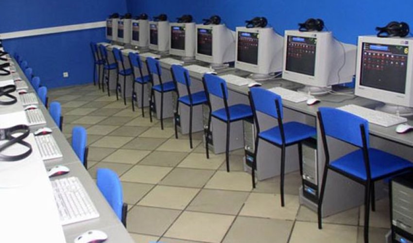 Nazirlik yeni kompüter laboratoriyası yaradır Nazirlik yeni kompüter laboratoriyası yaradır