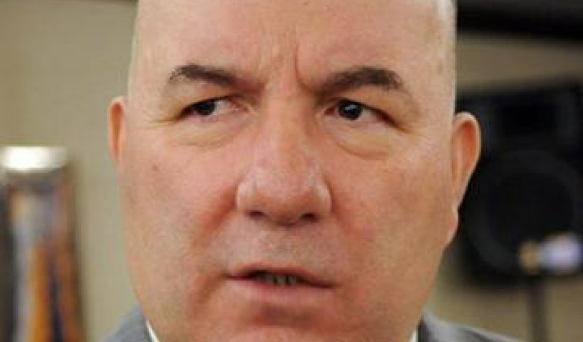 Elman Rustamov calms citizens