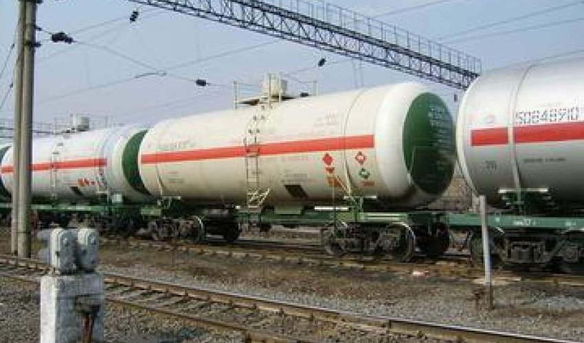Azerbaijan exports oil worth $ 1 bn Azerbaijan exports oil worth $ 1 bn