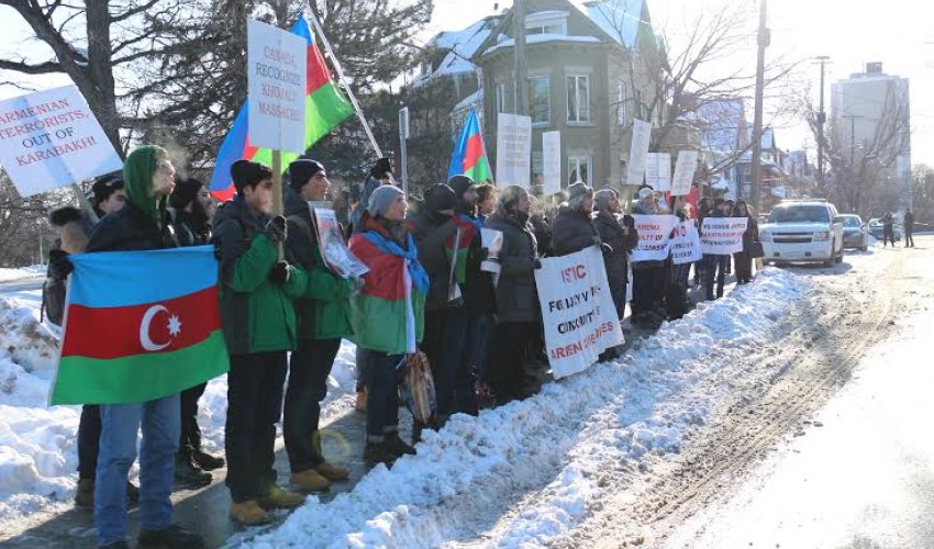 Акция о Ходжалы в столице Канады