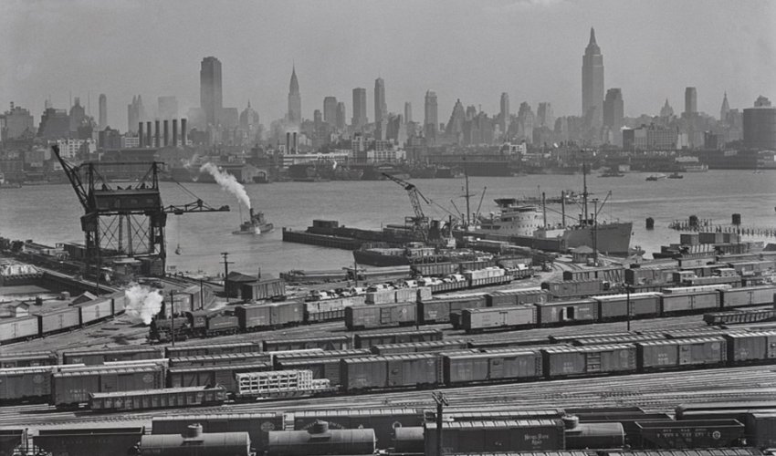 Stunning photos turn back the clock to 1946 New York