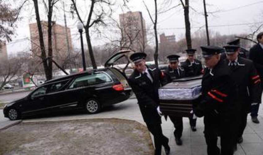 Russians bid farewell to murdered politician Nemtsov Russians bid farewell to murdered politician Nemtsov