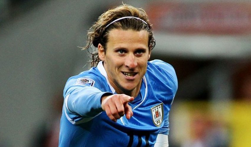 Dieqo Forlan yığmadan getdi