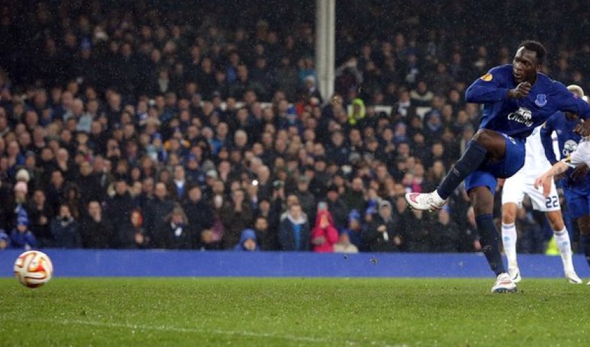 Everton 2 - 1 Dynamo Kiev Everton 2 - 1 Dynamo Kiev