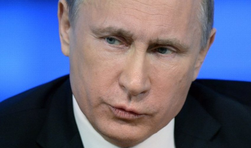 Kremlin posts images of Vladimir Putin after health rumors swirl