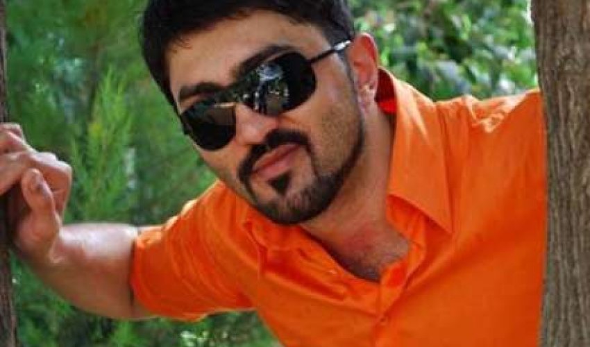 Moskvada azərbaycanlı müğənnini işgəncə verərək döydülər Moskvada azərbaycanlı müğənnini işgəncə verərək döydülər
