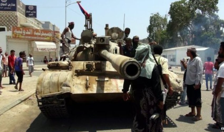 Yemen conflict: Houthi rebels make gains in Aden Yemen conflict: Houthi rebels make gains in Aden