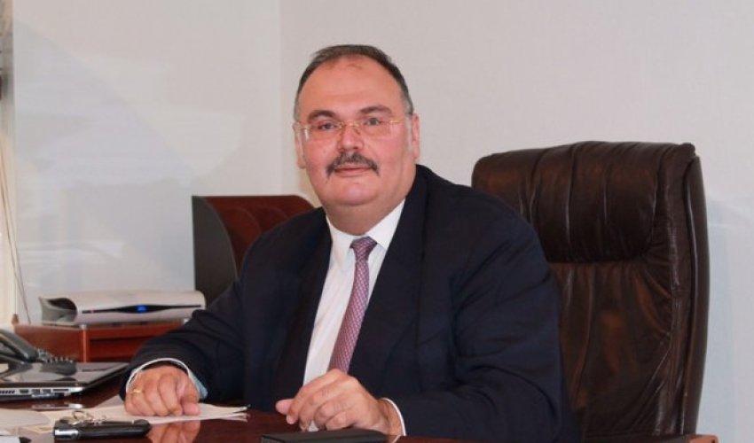 Tahir Tağızadə: Əgər  britaniyalıların həqiqi  dostu olsan, onlar  sənə... - MÜSAHİBƏ