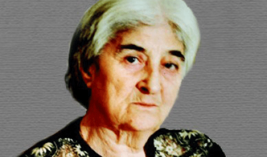Polad Bülbüloğlunun anası vəfat edib Polad Bülbüloğlunun anası vəfat edib