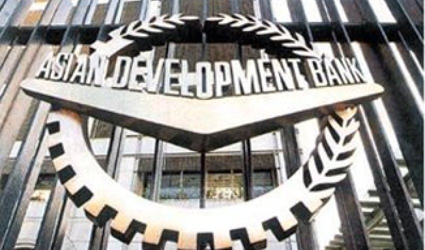 Asiya İnkişaf Bankının prezidenti Azərbaycana gəldi