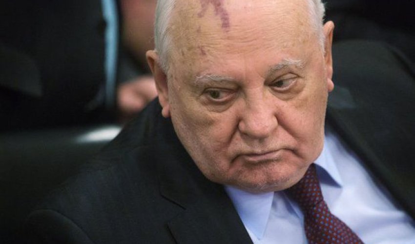 Qorbaçov Obamanın hərəkətlərini qınadı