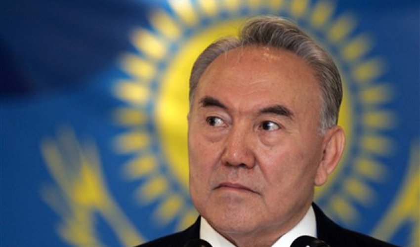 Nursultan Nazarbayev azərbaycanlını təltif etdi
