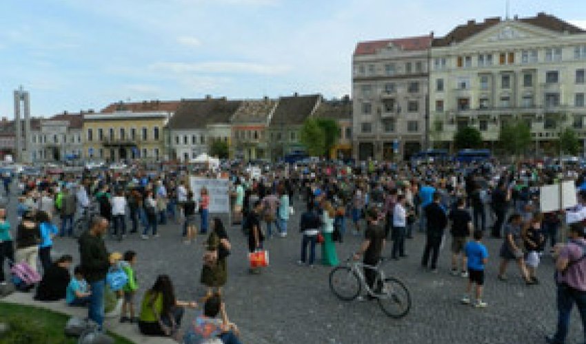 Rumıniyada kütləvi etiraz aksiyaları