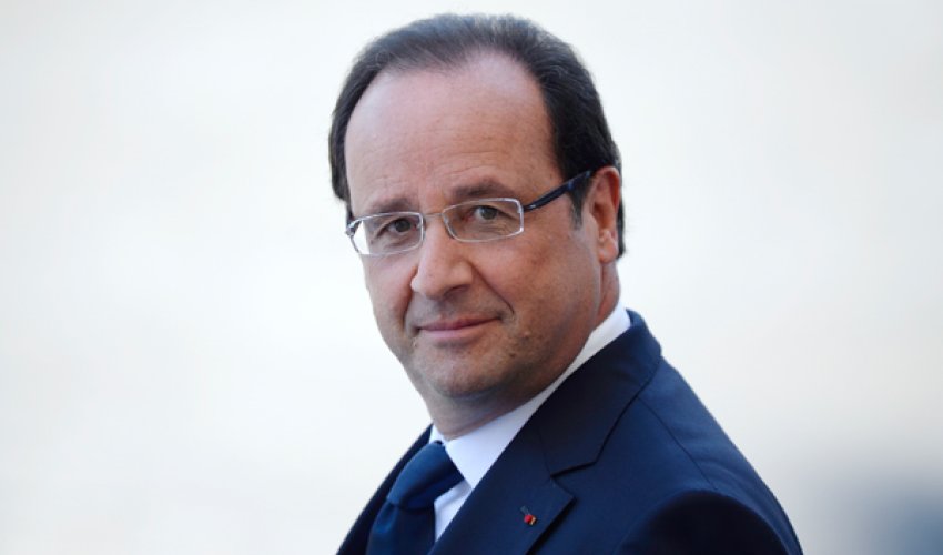 Fransa prezidenti 100 ildən sonra bu ölkəyə getdi