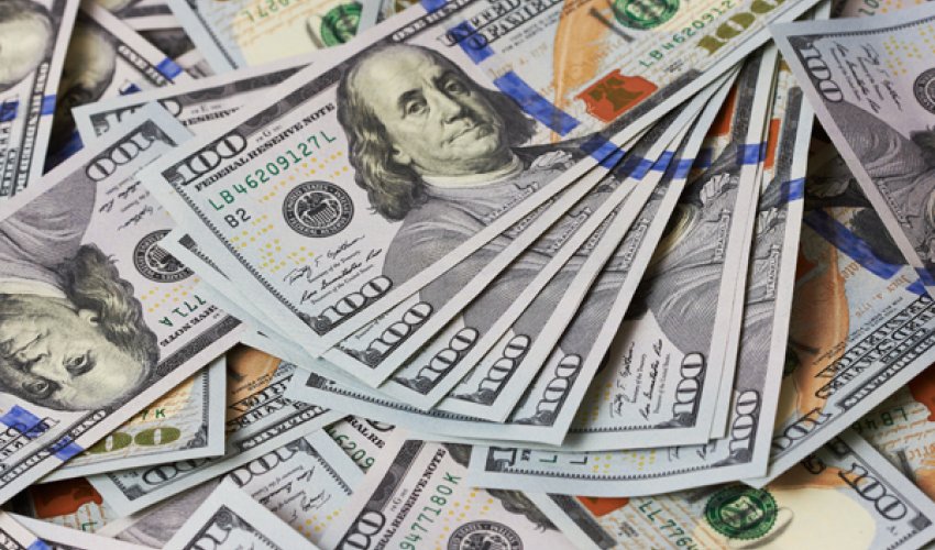Dollar yenidən bahalaşdı - Rəsmi Məzənnə Dollar yenidən bahalaşdı - Rəsmi Məzənnə