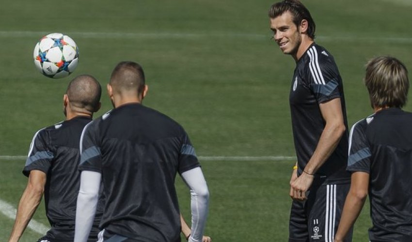 Real Madrid: Gareth Bale's agent talks too much - Carlo Ancelotti