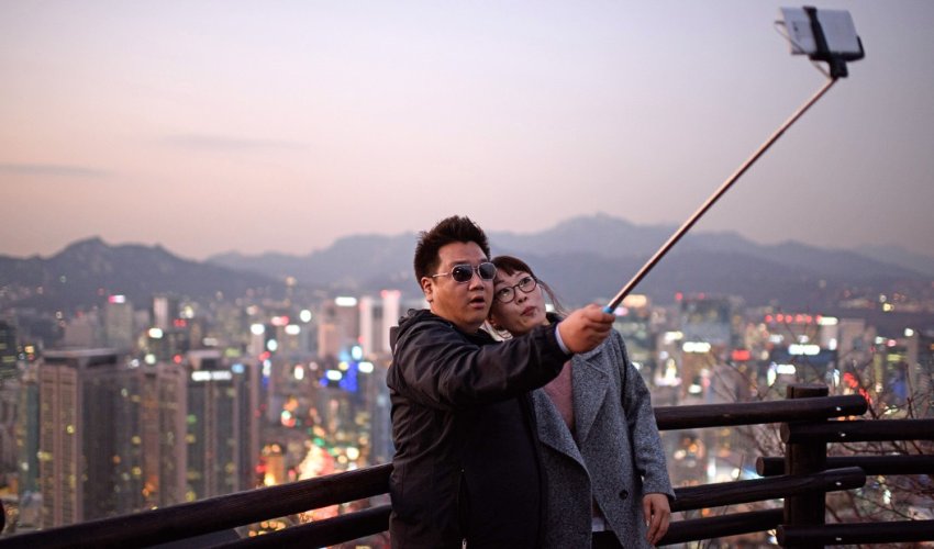 Disney World bans selfie sticks on rides Disney World bans selfie sticks on rides