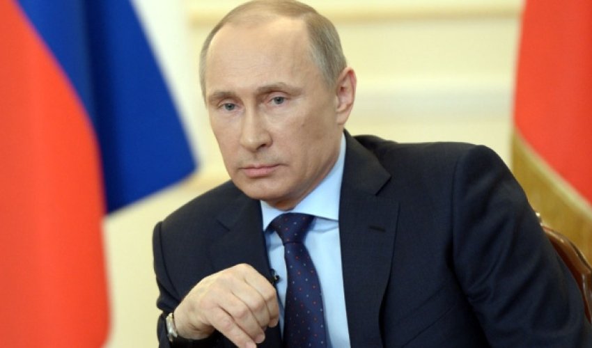 Putin İlham Əliyevi təbrik etdi