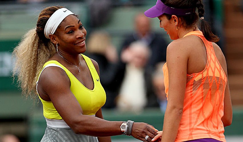 Defending champ Sharapova dumped at French; Serena escapes