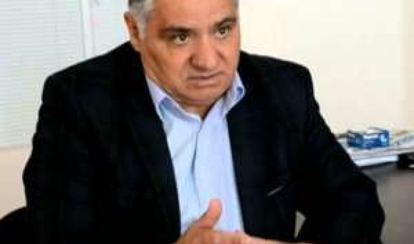 Qulu Məhərrəmli: “Xoşqədəmlə Zaurun verilişinin bağlanması çıxış yolu deyil” Qulu Məhərrəmli: “Xoşqədəmlə Zaurun verilişinin bağlanması çıxış yolu deyil”
