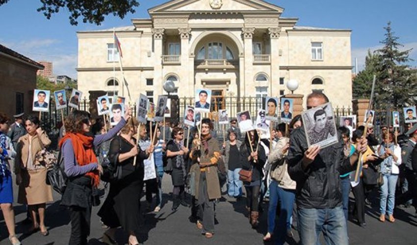 ​Yerevanda əsgər anaları etiraz aksiyası keçirdi