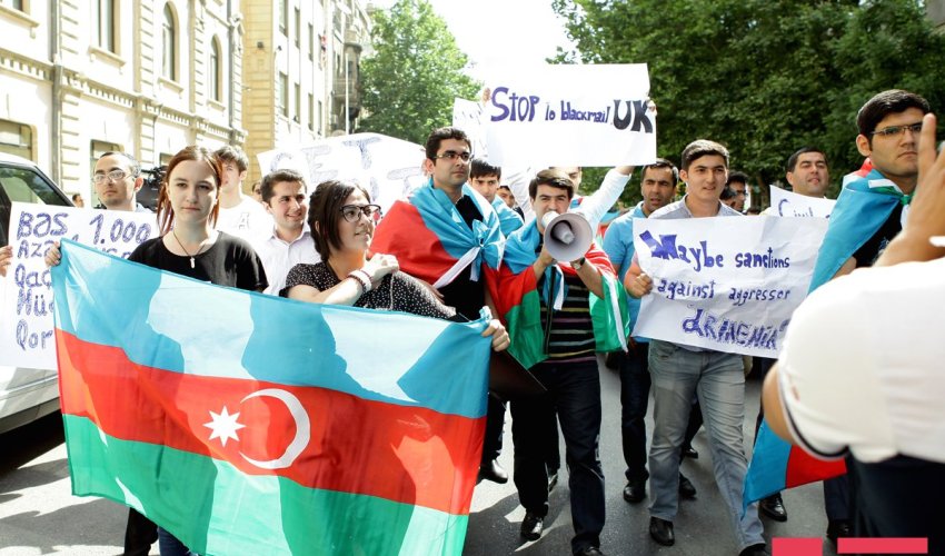 Azeri youth groups picket EU, UK embassies in Baku