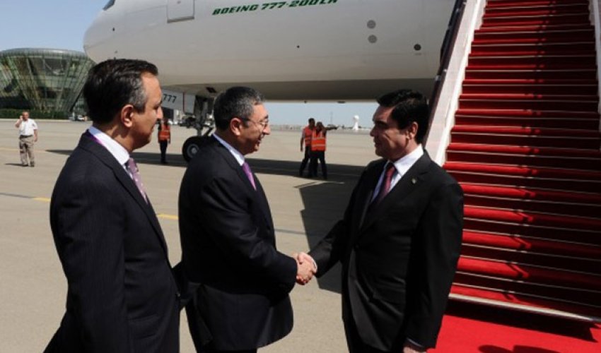 Türkmənistan Prezidenti Bakıya gəldi