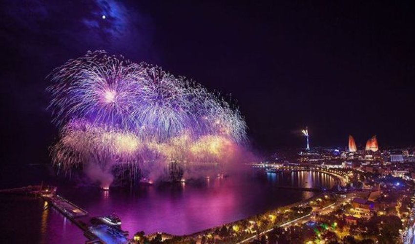 Dünya estradasının ulduzları “Bakı-2015”in açılışında