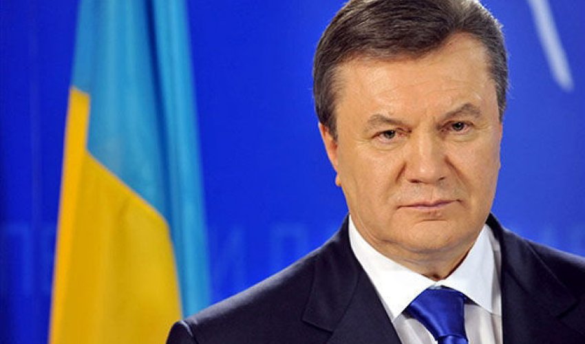 Yanukoviç prezident adından məhrum edildi