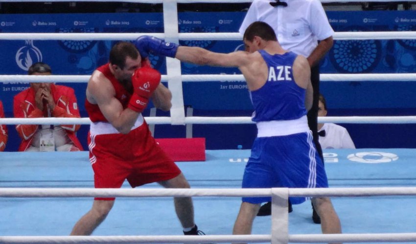 Азербайджанский боксер в финале Азербайджанский боксер в финале