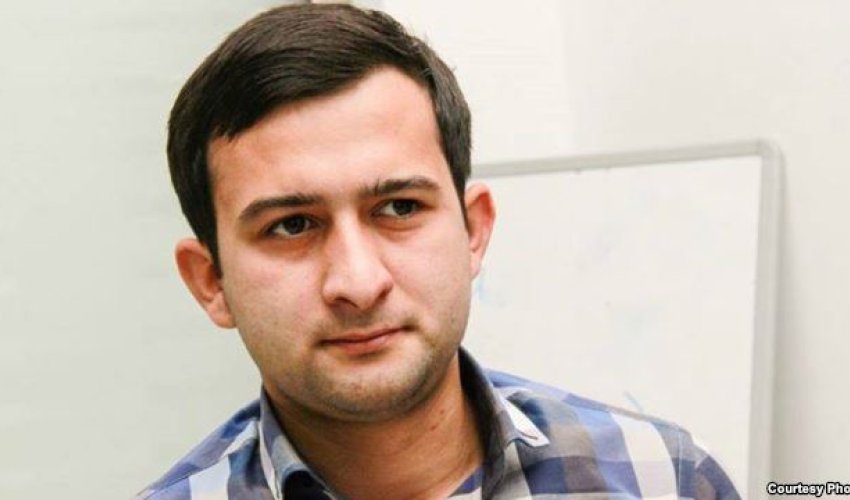 E-kitab: Rövşən Danyeri - E-kitab: Rövşən Danyeri -