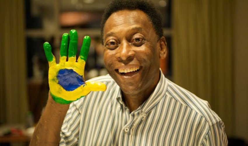 Pele ağır əməliyyat keçirdi