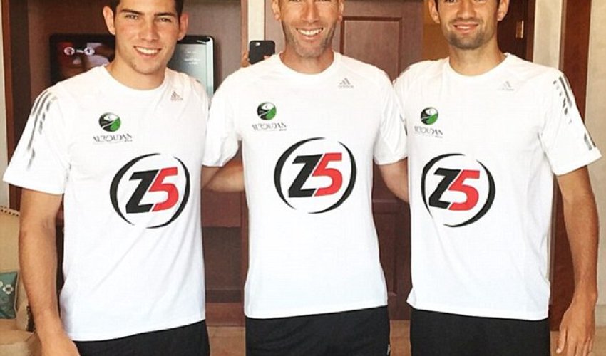 Zinedine Zidane and son Enzo return to Real Madrid Castilla training