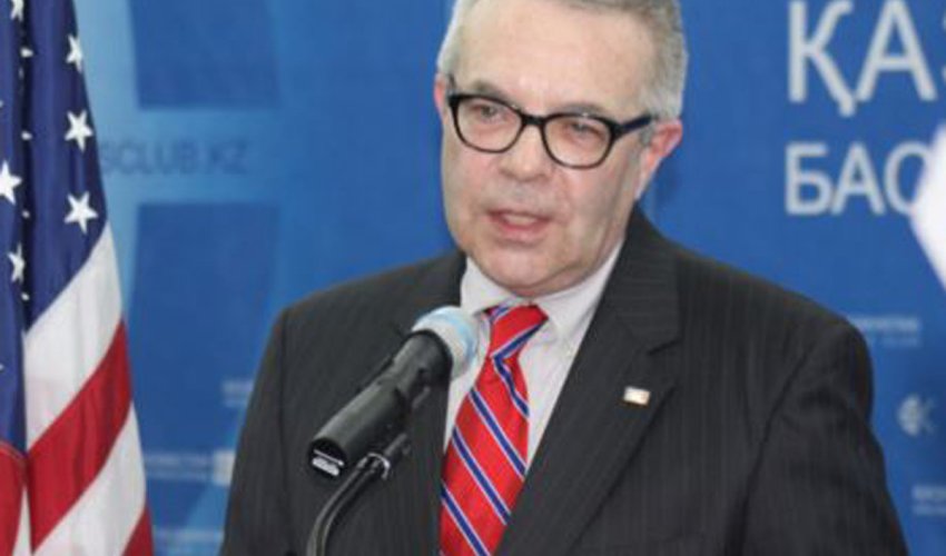 US seeks to mend ties with Azerbaijan