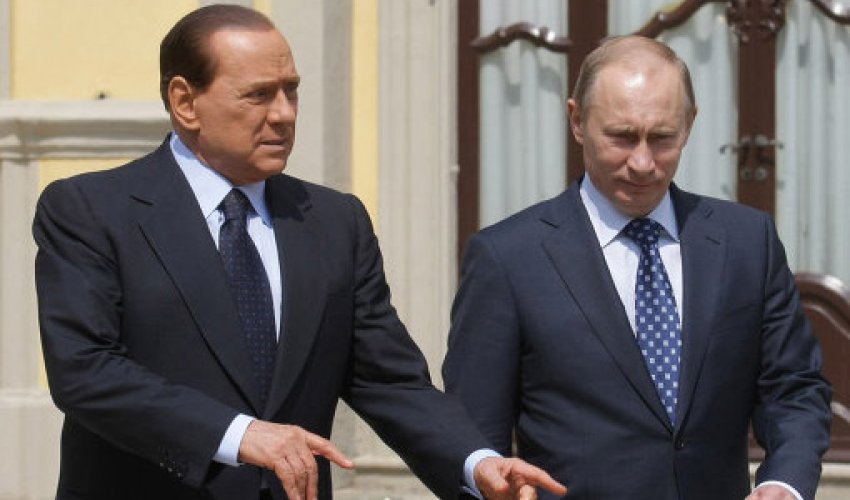 Putindən Berluskoniyə təklif: 