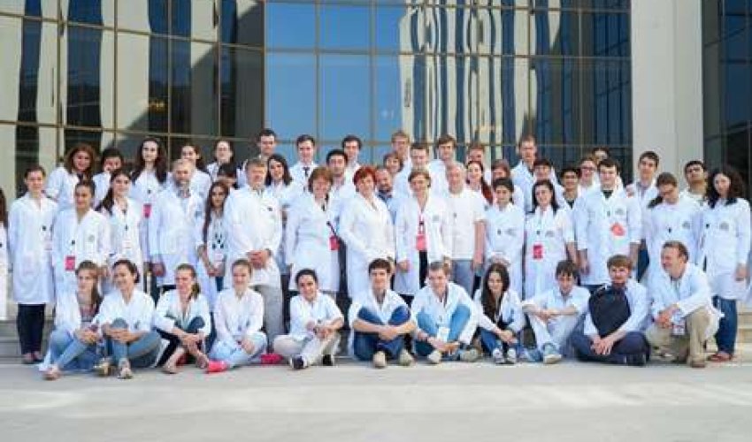 Chinese students win int'l chemistry medals in Azerbaijan