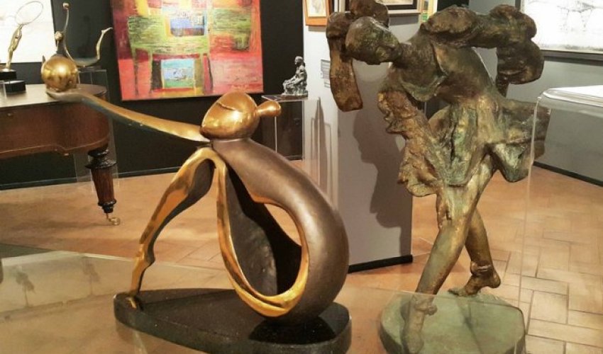 “Qız qalası” qalereyasının kolleksiyası –  REPORTAJ