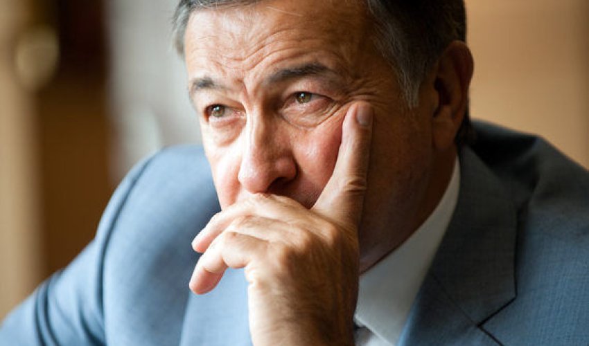 Rusiya dövləti Araz Ağalarova bir milyard verəcək