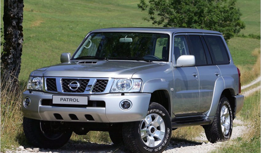 Mişel Platini üçün Bakıdan Tiflisə maşın apardılar