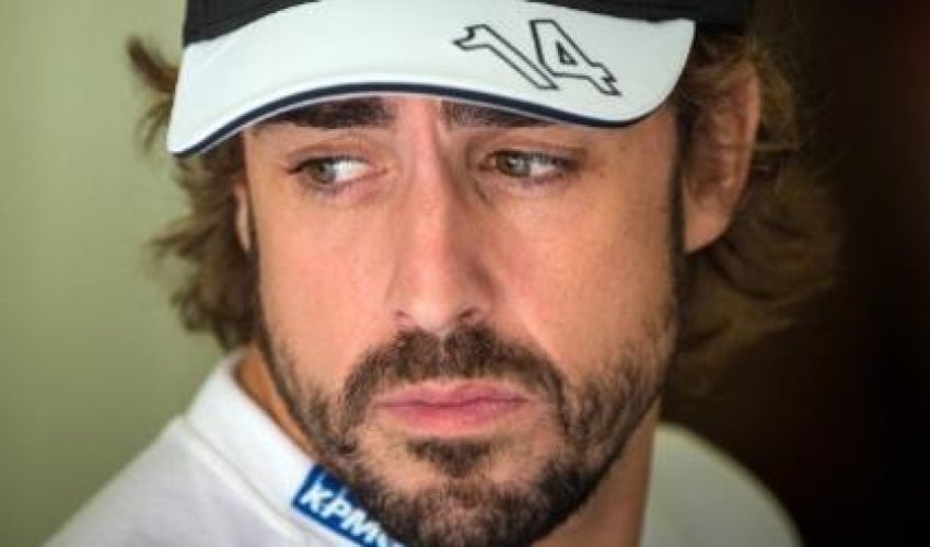 Fernando Alonso: I stayed at 'sad' Ferrari too long