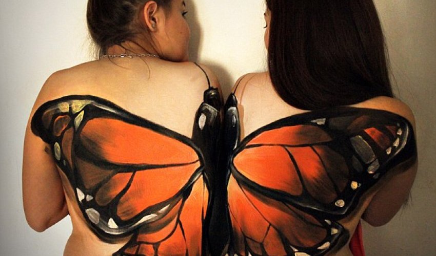 Artist's horrifying body paintings