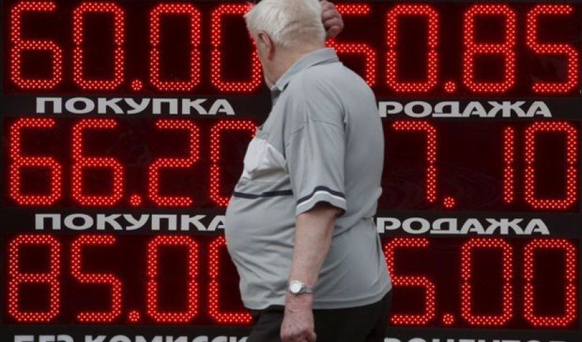 Rusiyada avronun kursu iki rubl bahalaşdı