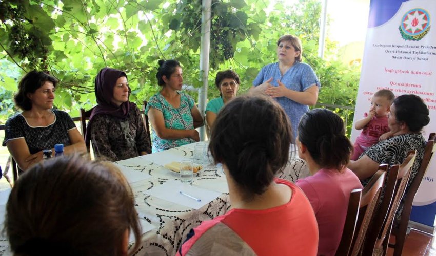 Qax sakinləri çağırış etdilər: Qızlar təhsilə davam! - FOTO