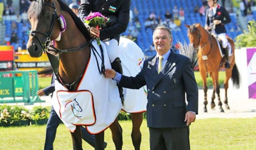 Azerbaijan’s sole showjumper wins in Aachen