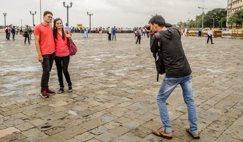 How Much Do YOU Need to Earn to Do Photography Full Time?