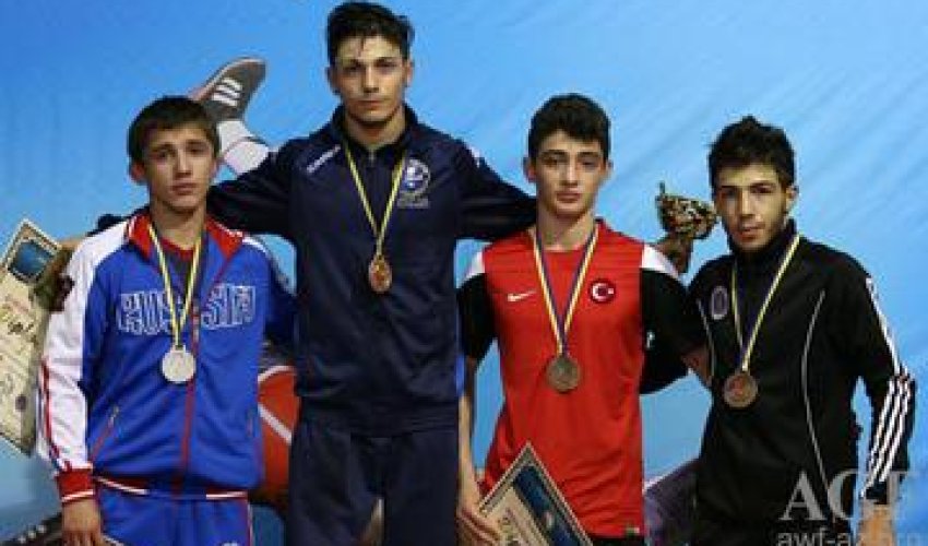 Azerbaijani wrestler wins bronze of Cadet World Championships