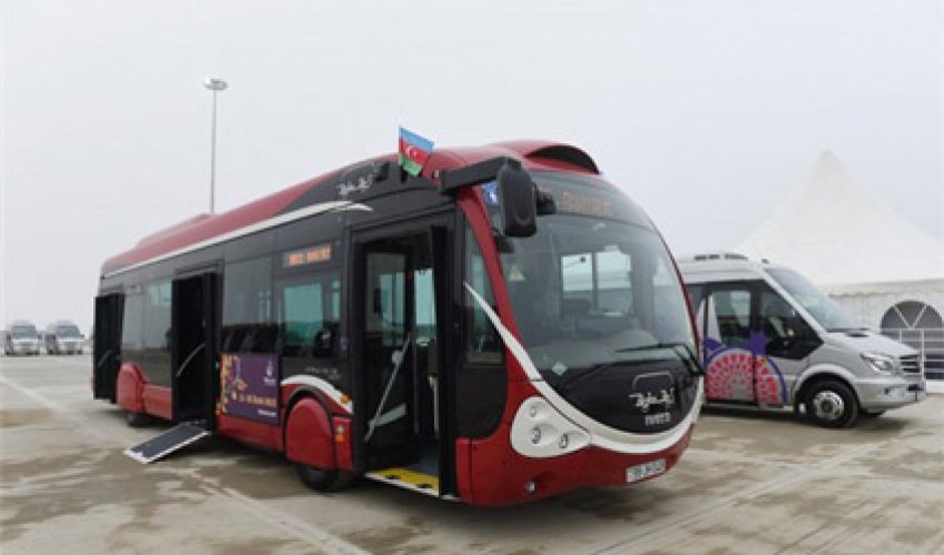 Yeni avtobuslar xəttə buraxılır - VİDEO Yeni avtobuslar xəttə buraxılır - VİDEO