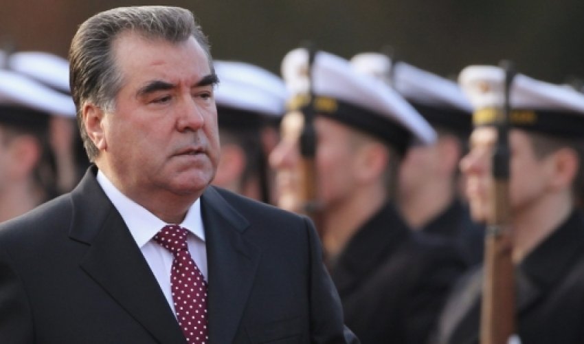 Tacikistan prezidenti əhalini ərzaq ehtiyatı görməyə çağırdı